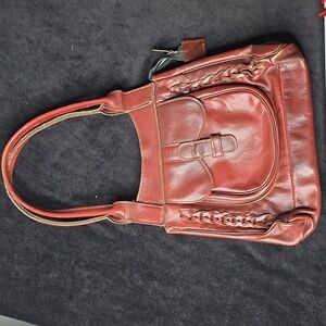 Don Quixote Elegant Red Leather Handbag